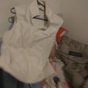 Columbia vest